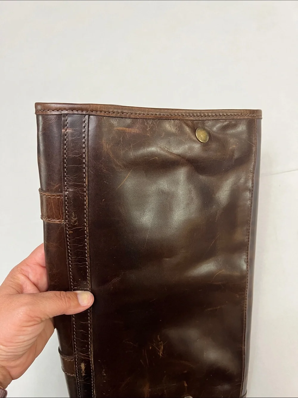 Moore & Giles Austin Hanging Wash Kit Leather Travel Bag